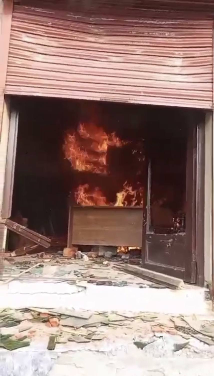 The clinic of Christian physician Kamran Masih on fire in Gharial Kalan, Sheikhupura, 9 October 2026