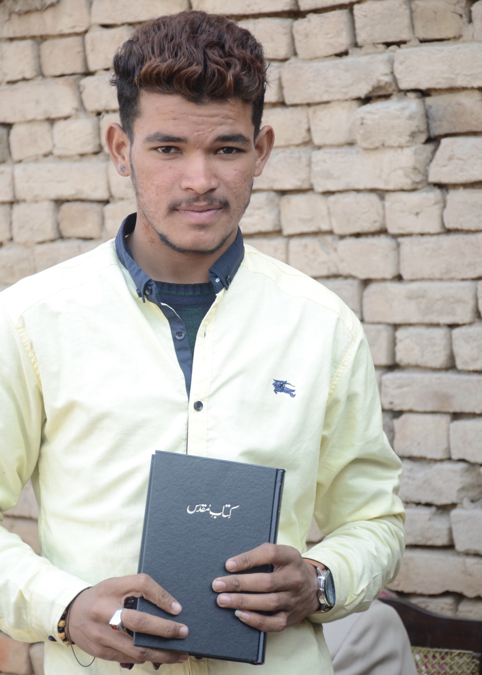 Free Urdu Bibles Distribution