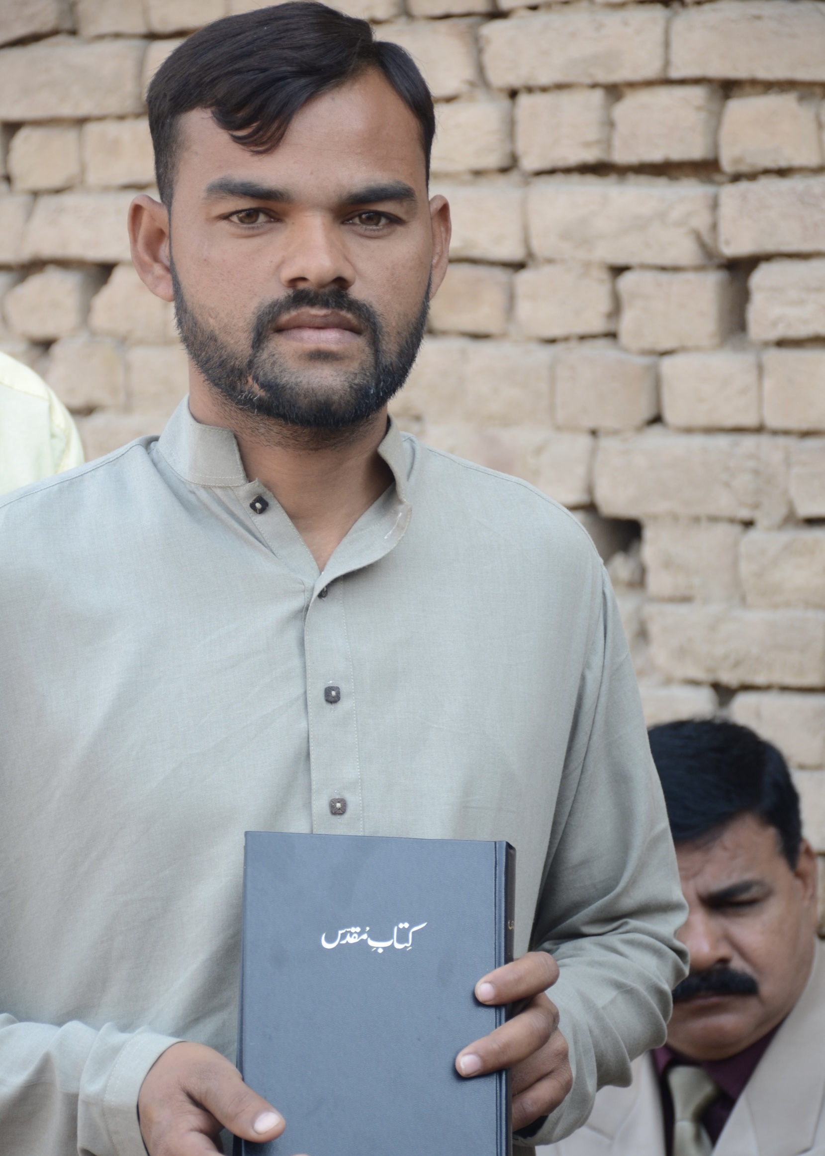 FREE URDU BIBLES DISTRIBUTION