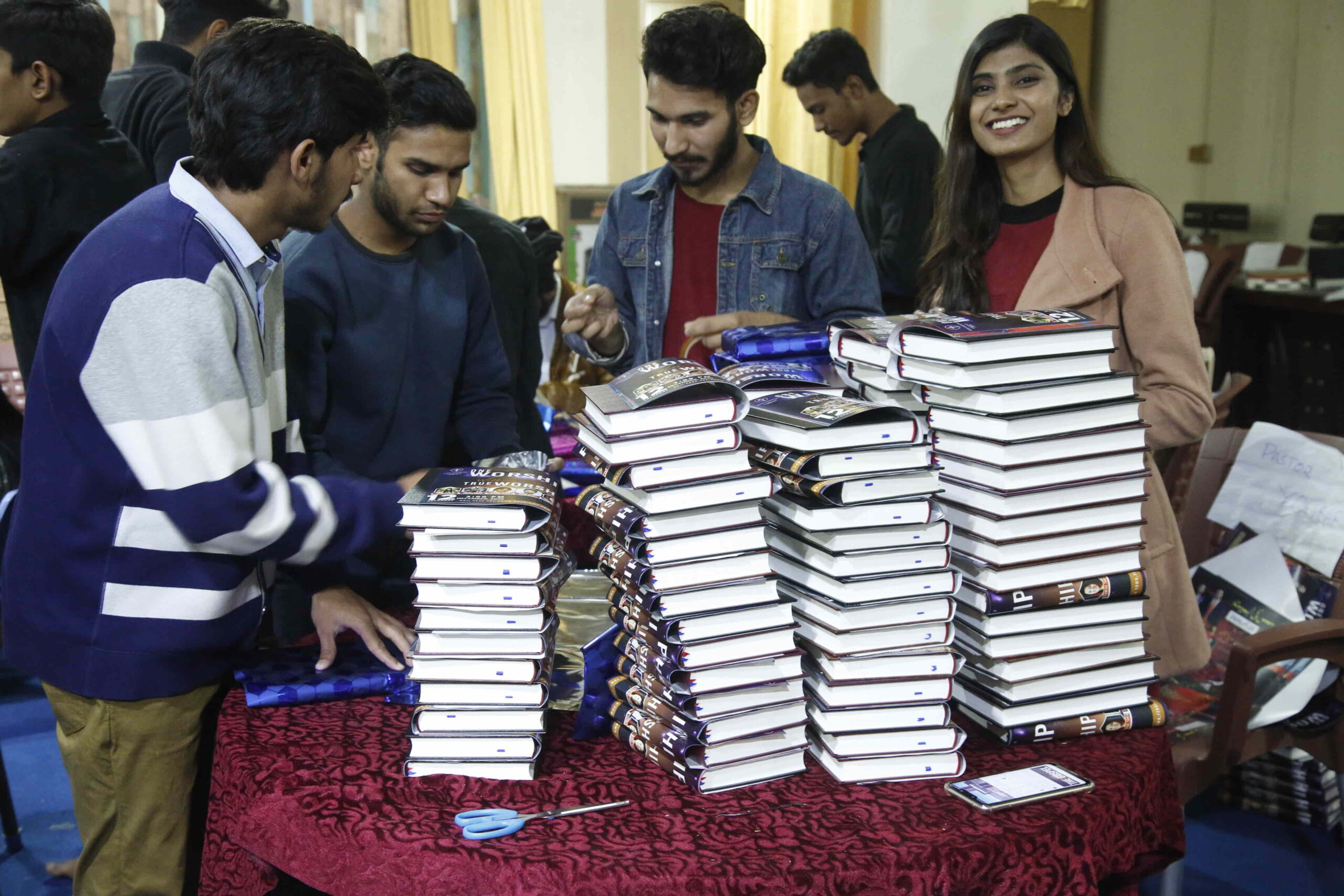 Free Urdu Bibles Distribution in Pakistan.