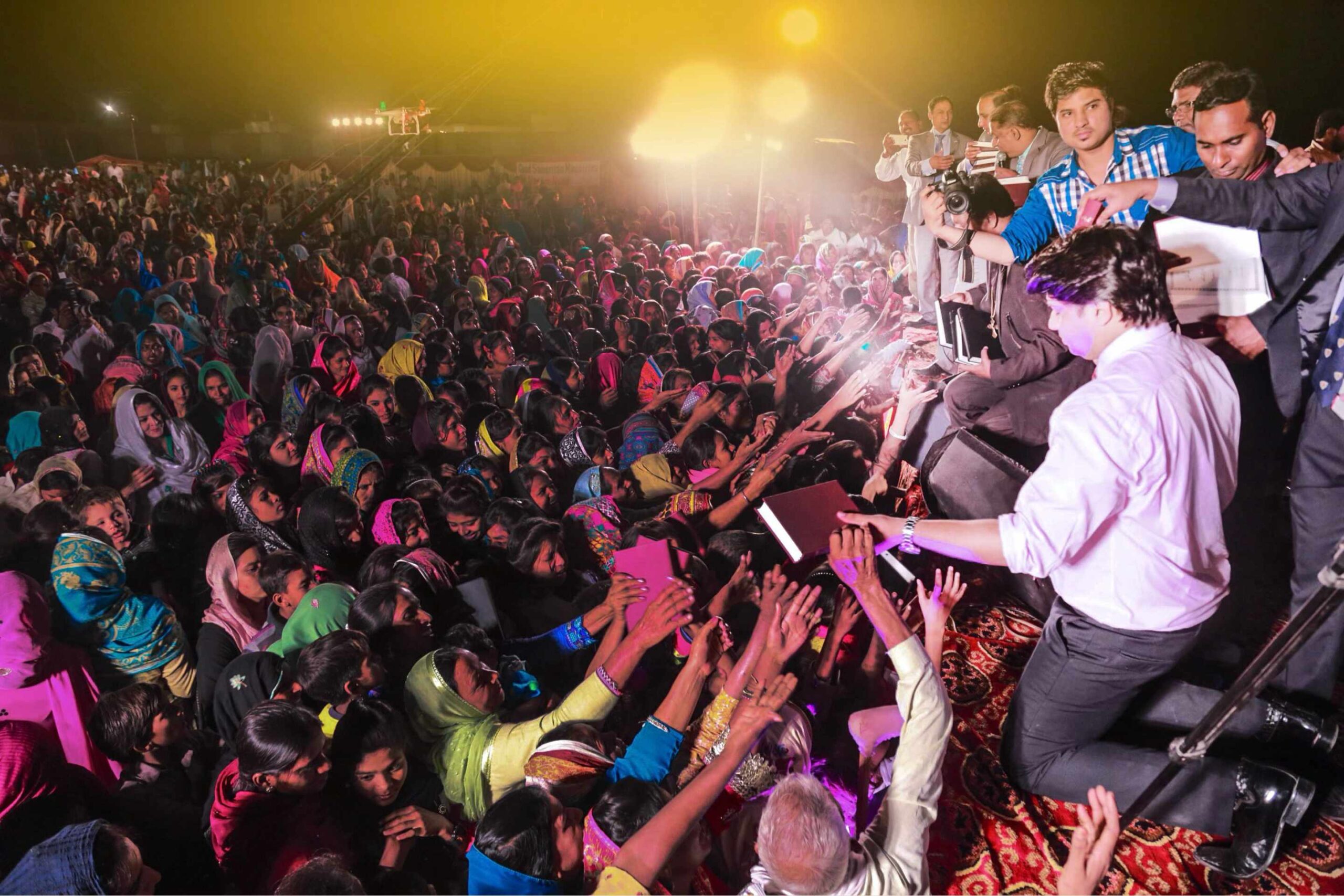 Free Urdu Bibles Distribution - Good Samaritan Ministries Pakistan