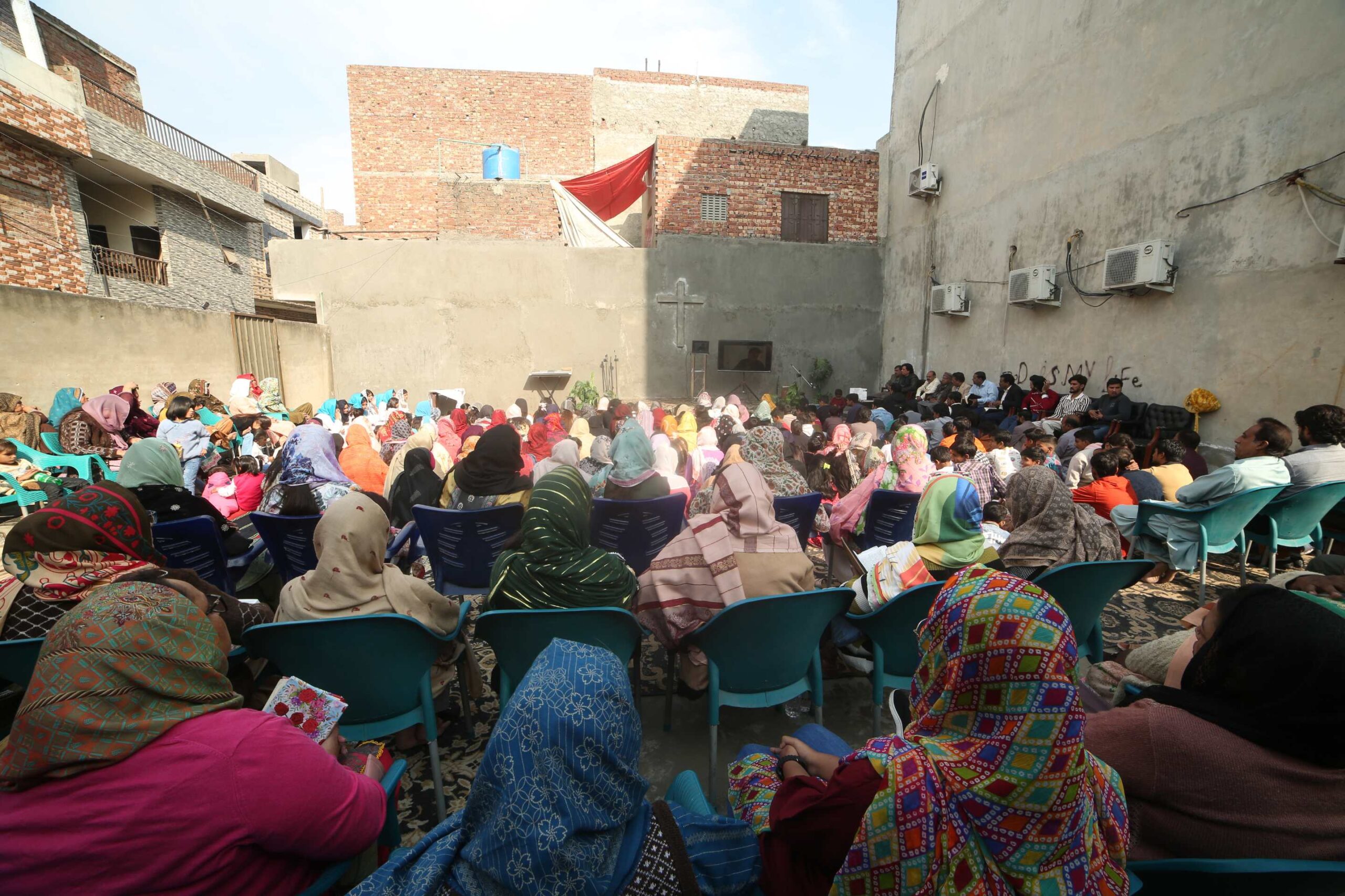 How how God turns pain into purpose. Read the powerful Sunday Service report and learn about our expanding Headquarters Church vision in Lahore.