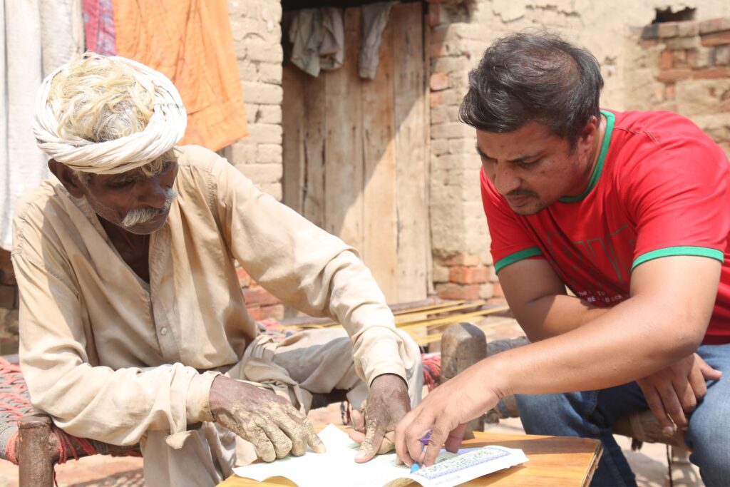 Brick kiln workers in Pakistan